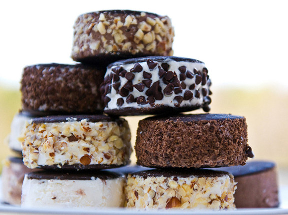 ice-cream-sandwiches-575x430